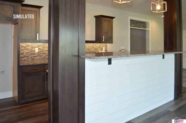 512 Deep Water Bay, Lincoln, NE 68527