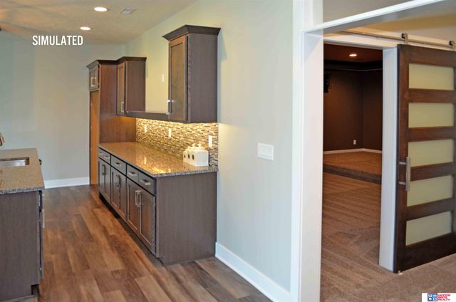512 Deep Water Bay, Lincoln, NE 68527