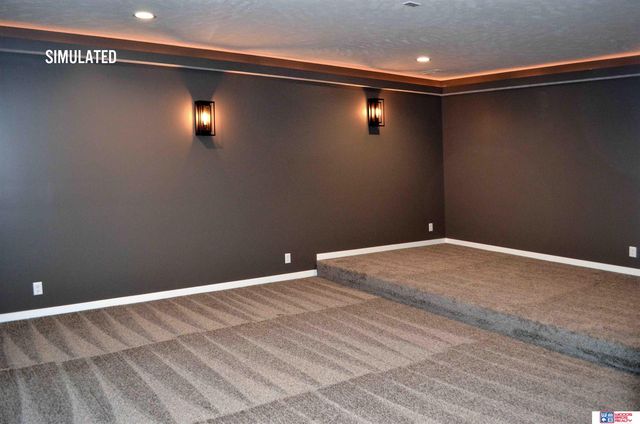 512 Deep Water Bay, Lincoln, NE 68527
