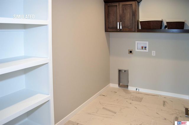 512 Deep Water Bay, Lincoln, NE 68527