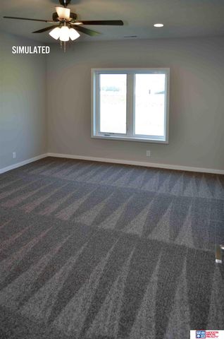 512 Deep Water Bay, Lincoln, NE 68527
