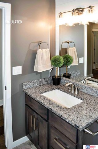 512 Deep Water Bay, Lincoln, NE 68527