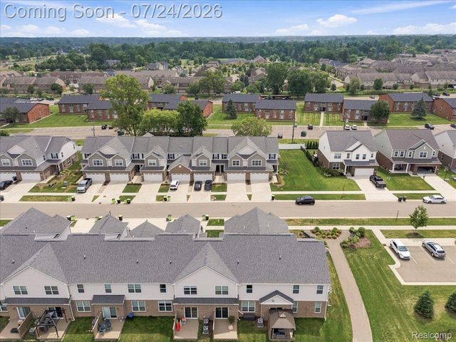 8678 Pioneer Street 9, Washington Township, MI 48094