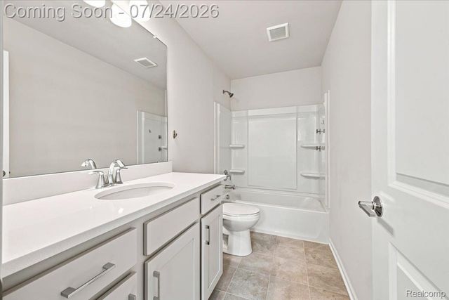 8678 Pioneer Street 9, Washington Township, MI 48094
