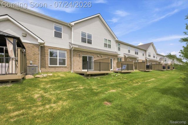 8678 Pioneer Street 9, Washington Township, MI 48094