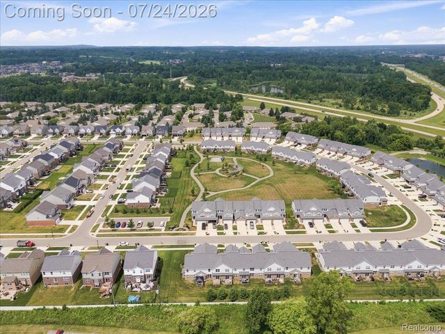 8678 Pioneer Street 9, Washington Township, MI 48094