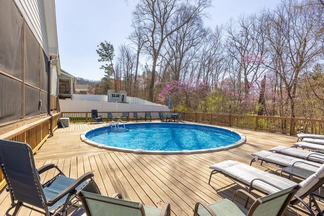 6567 Satjanon Drive, Ooltewah, TN 37363