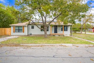 2701 Mckenzie Avenue, Waco, TX 76708