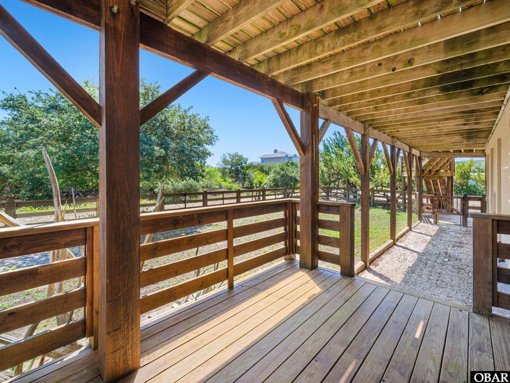 Image 12 of property listing at 2244 Sandpiper Road Lot 3, Corolla, NC 27927