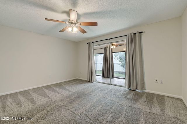 14750 BEACH Boulevard 75, Jacksonville, FL 32250