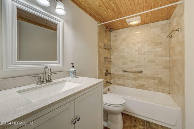 14750 BEACH Boulevard 75, Jacksonville, FL 32250