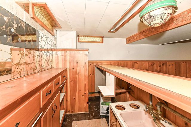 N89W15378 Cleveland Avenue, Menomonee Falls, WI 53051