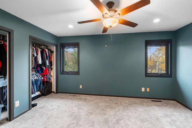 200 Meadow Drive, Loretto, MN 55357