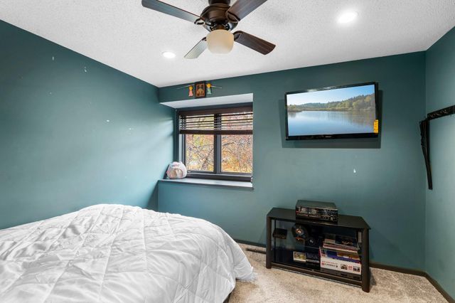 200 Meadow Drive, Loretto, MN 55357