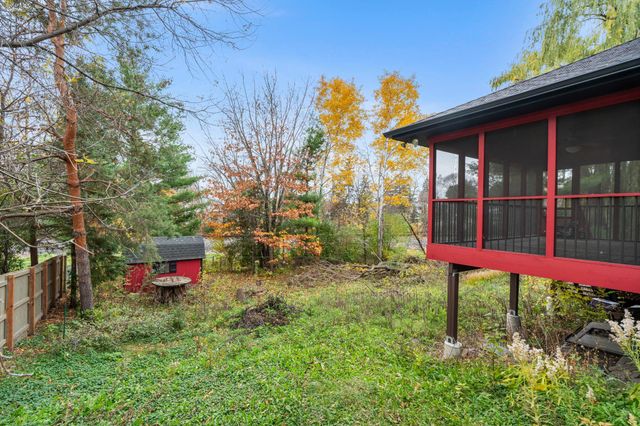 200 Meadow Drive, Loretto, MN 55357