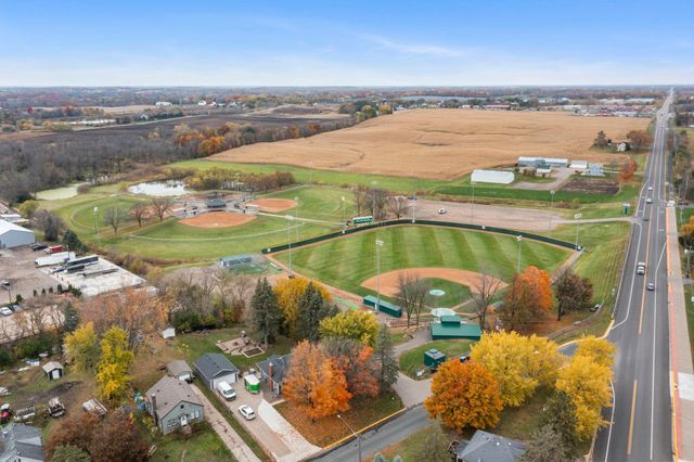 200 Meadow Drive, Loretto, MN 55357