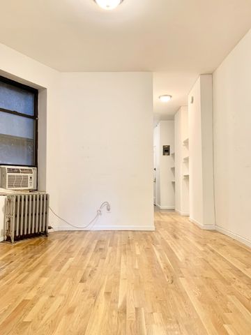 224 E 27th St Apt 2B, New York City, NY 10016