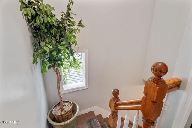 944 Park Avenue, Schenectady, NY 12308