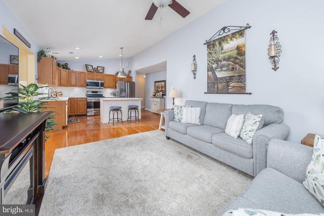 320 CHICKORY TRL, Mullica Hill, NJ 08062