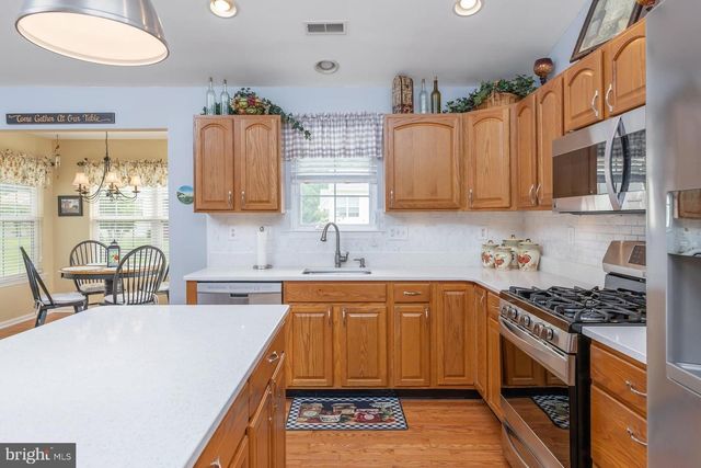 320 CHICKORY TRL, Mullica Hill, NJ 08062