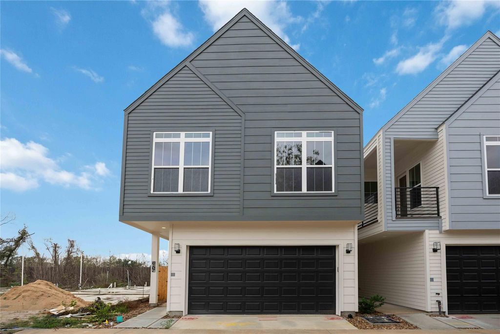 6107 De Campo Street, Houston, TX 77091