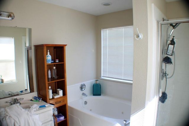 7910 Autumn Fall Street, Baytown, TX 77523