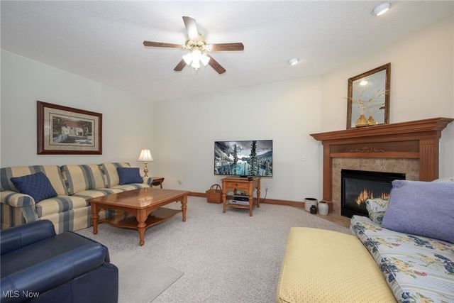 11597 Forest Meadows Circle NW, Uniontown, OH 44685