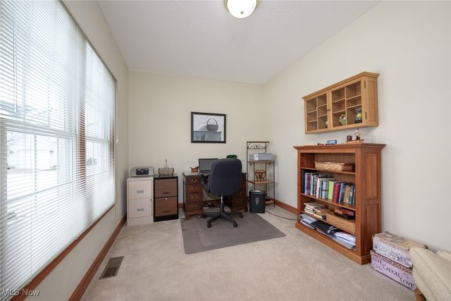 11597 Forest Meadows Circle NW, Uniontown, OH 44685