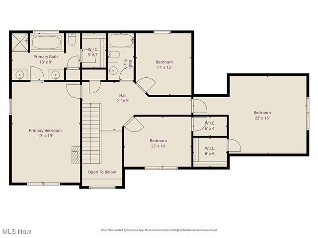 11597 Forest Meadows Circle NW, Uniontown, OH 44685