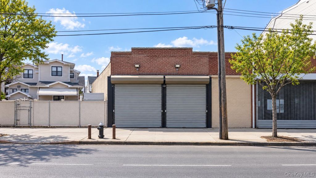11548 Sutphin Boulevard, Jamaica, NY 11434 — exterior