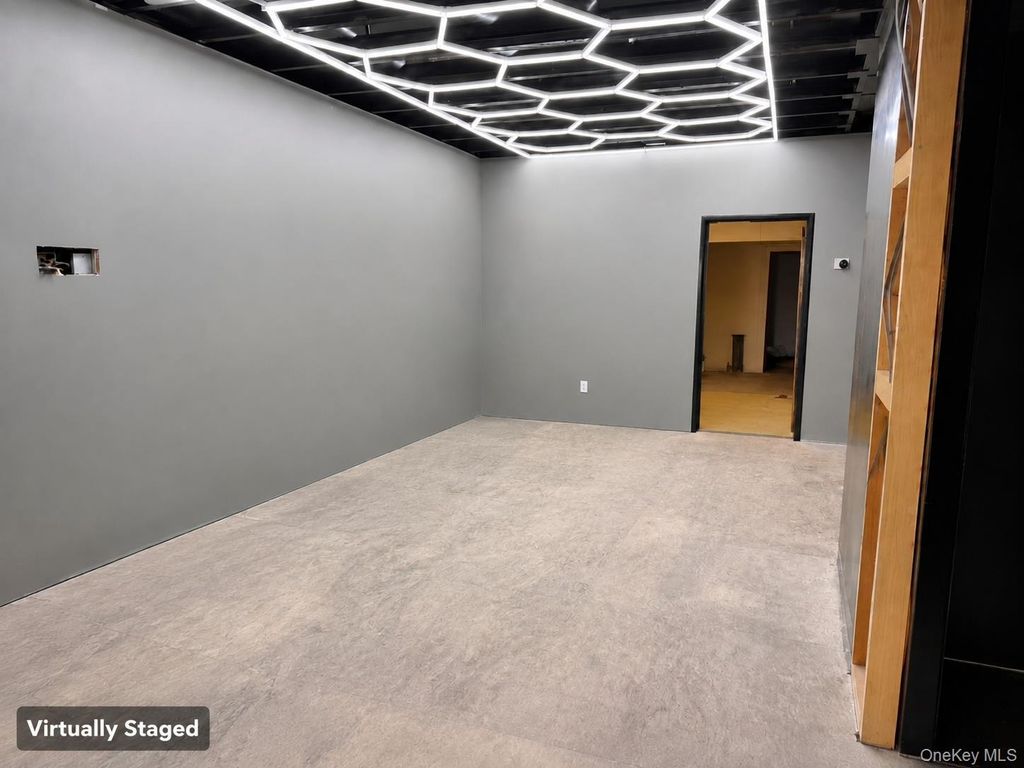11548 Sutphin Boulevard, Jamaica, NY 11434 — photo 3