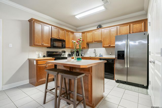 2937 Magazine Dr, Baton Rouge, LA 70816