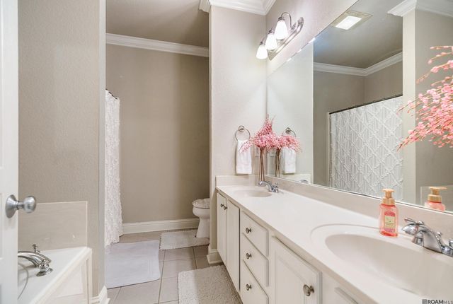 2937 Magazine Dr, Baton Rouge, LA 70816