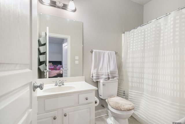 2937 Magazine Dr, Baton Rouge, LA 70816