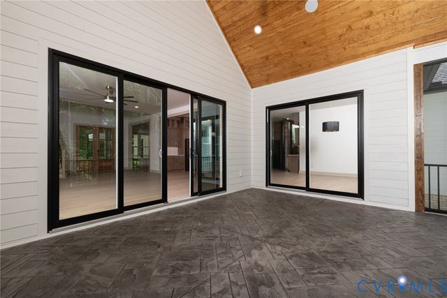 9022 Angels Share Dr, New Kent, VA 23124