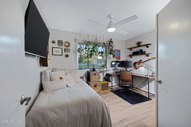 1824 W SELDON Lane, Phoenix, AZ 85021