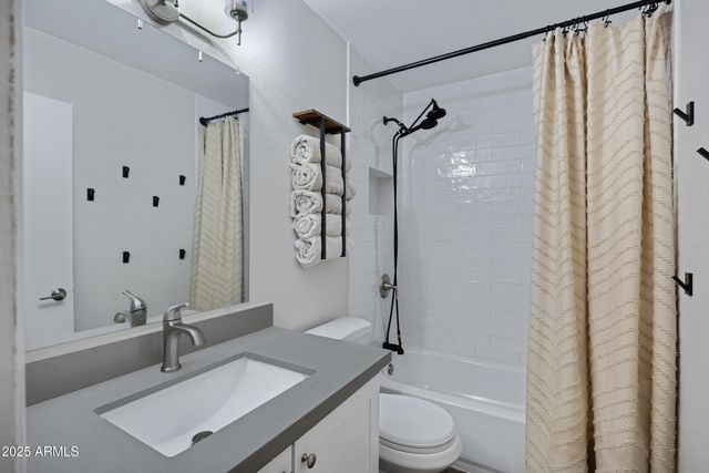 1824 W SELDON Lane, Phoenix, AZ 85021