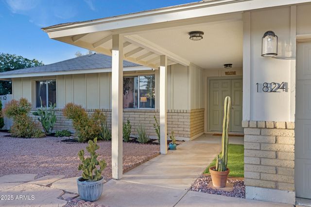 1824 W SELDON Lane, Phoenix, AZ 85021