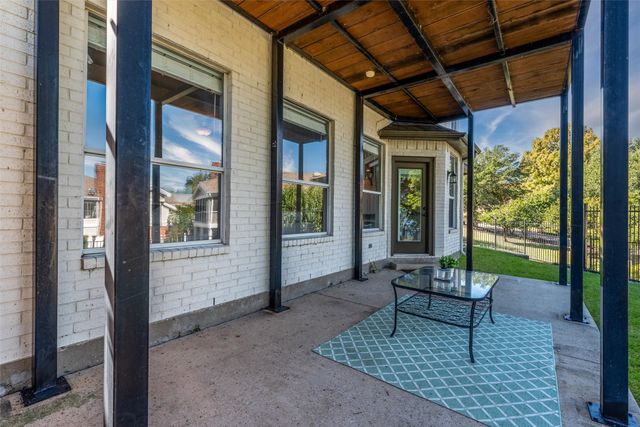 9901 Township Lane, Rowlett, TX 75087