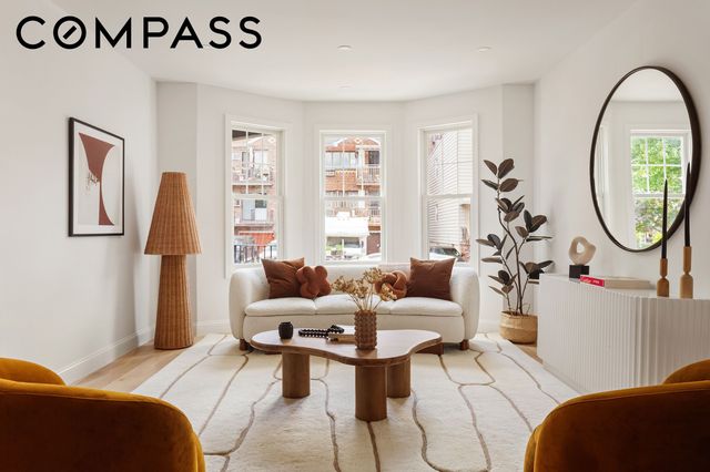 101 E 2nd Street, New York City, NY 11218