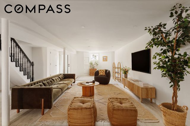 101 E 2nd Street, New York City, NY 11218