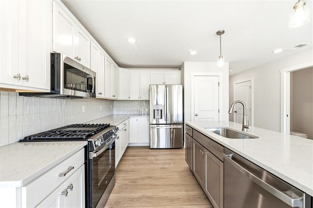 914 Indiana Avenue 14, South Haven, MI 49090