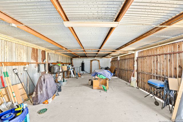 6071 US Highway 87 W, Sutherland Springs, TX 78161