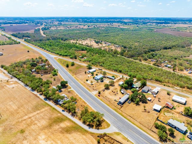 6071 US Highway 87 W, Sutherland Springs, TX 78161