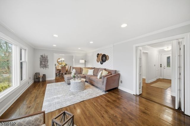 66 Skyline Dr, Morris Twp., NJ 07960