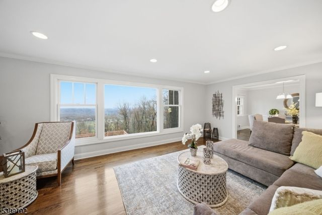 66 Skyline Dr, Morris Twp., NJ 07960