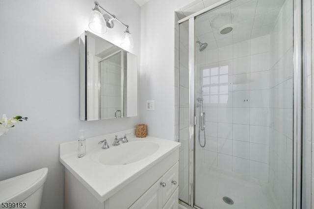 66 Skyline Dr, Morris Twp., NJ 07960