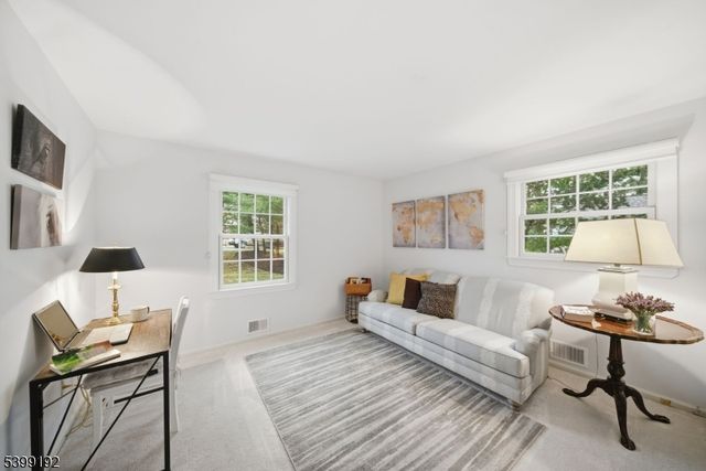 66 Skyline Dr, Morris Twp., NJ 07960