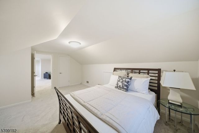 66 Skyline Dr, Morris Twp., NJ 07960