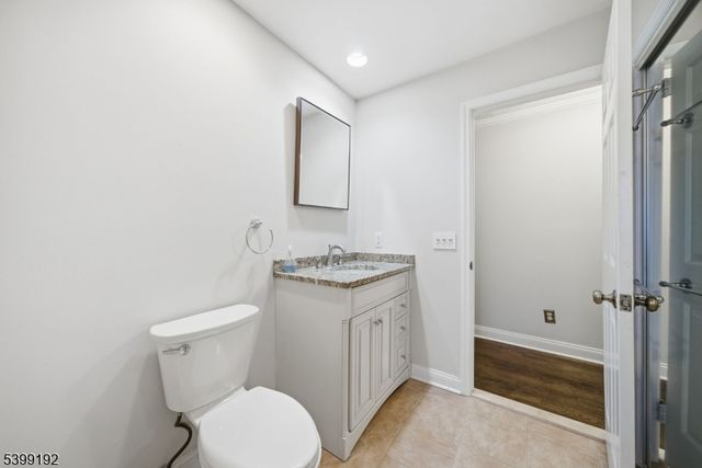 66 Skyline Dr, Morris Twp., NJ 07960